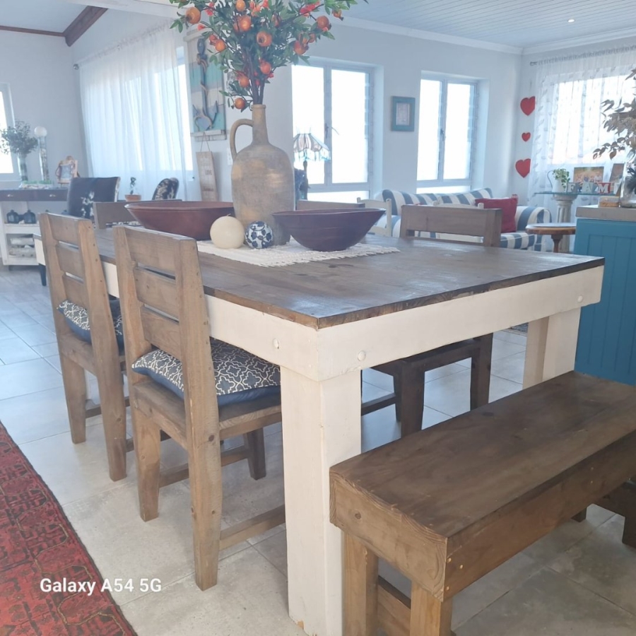  Bedroom Property for Sale in Fraaiuitsig Western Cape